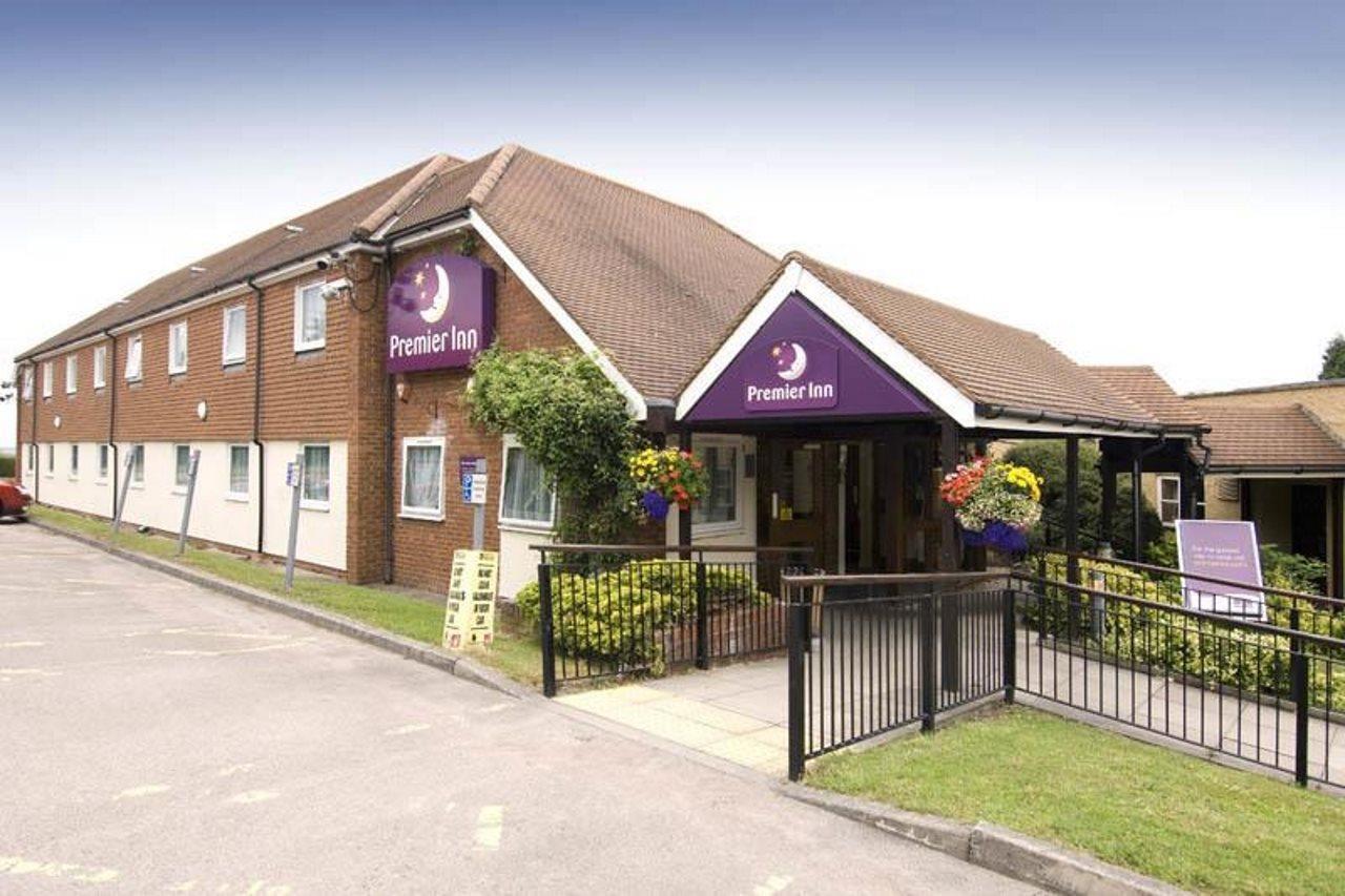 Premier Inn Tring Luaran gambar